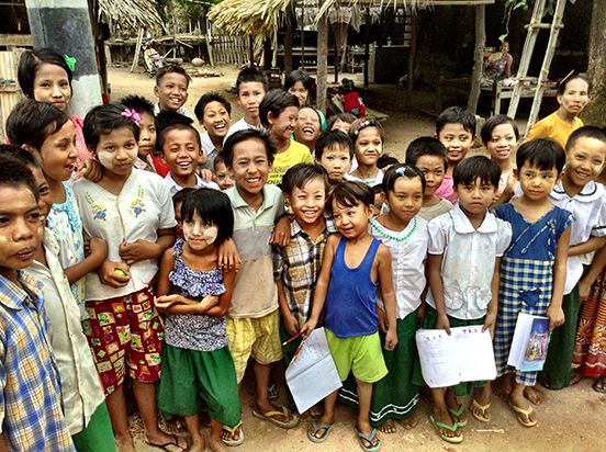 Children-of-Myanmar-02.jpg