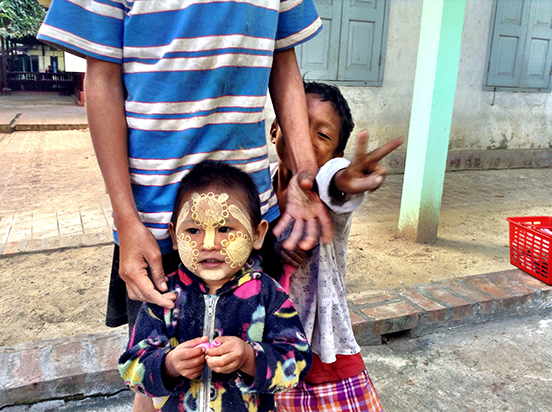 Children-of-Myanmar-09.jpg